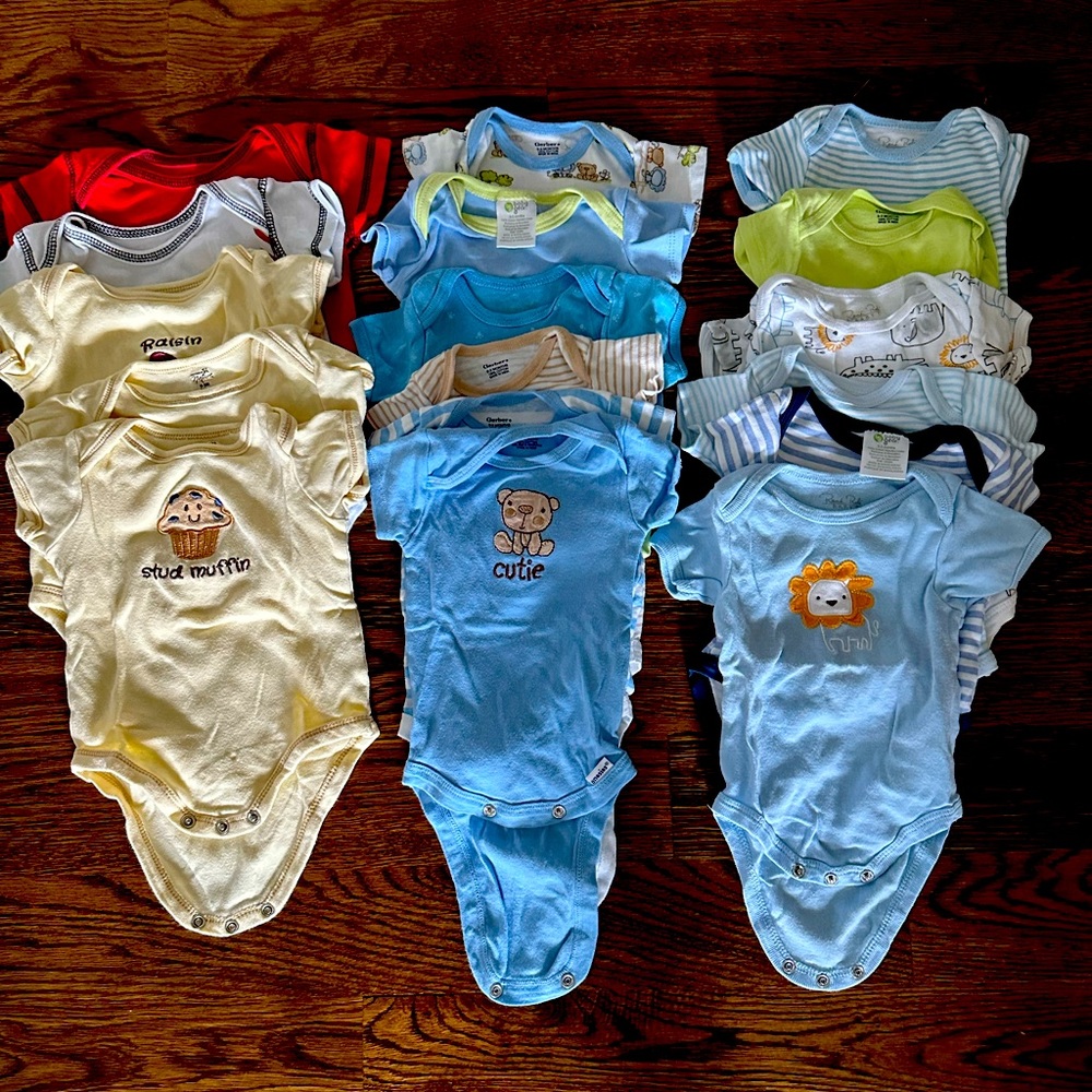 20 onesies 0-3months